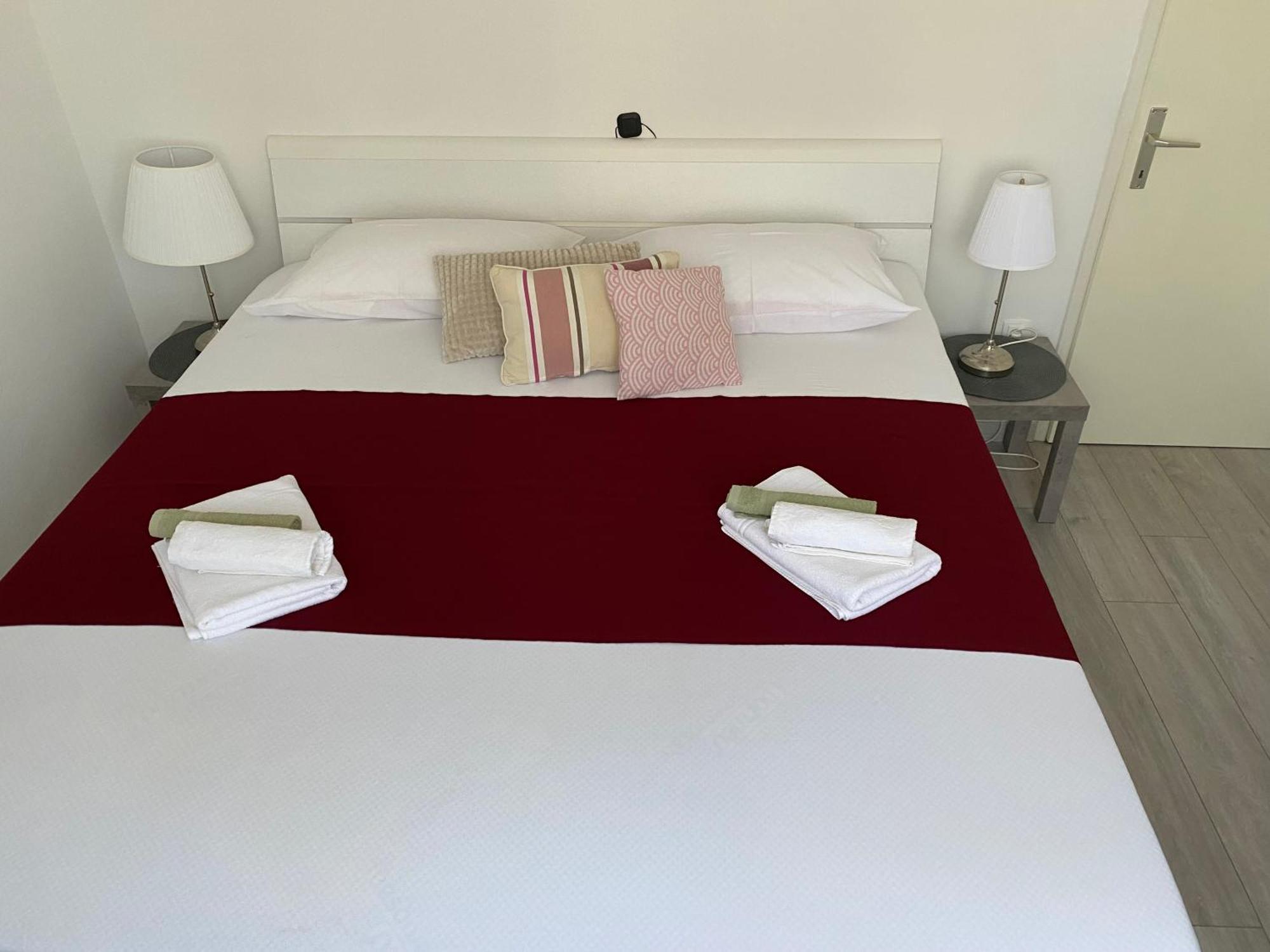Apartment Lucia ปูนัต ภายนอก รูปภาพ