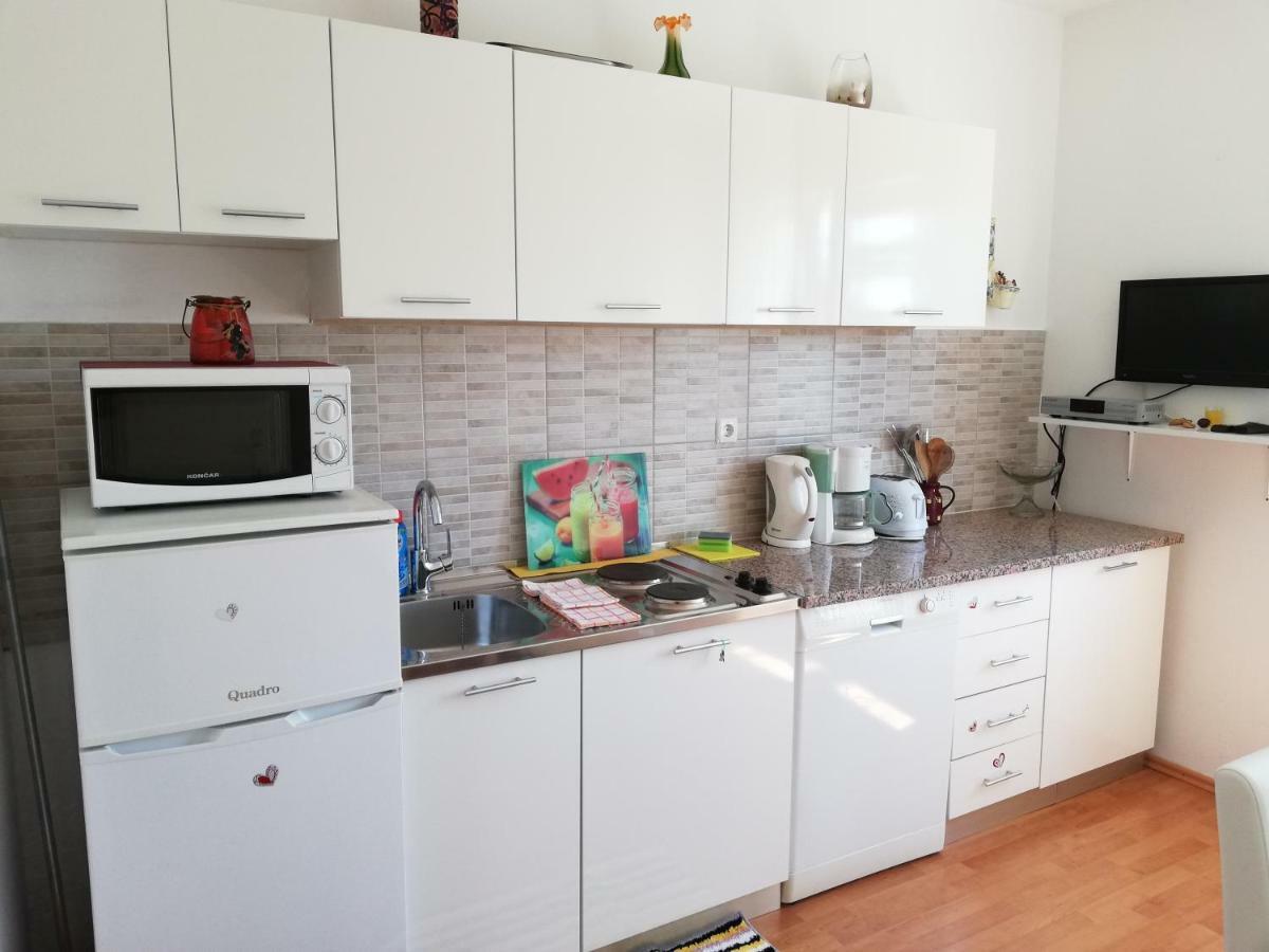 Apartment Lucia ปูนัต ภายนอก รูปภาพ